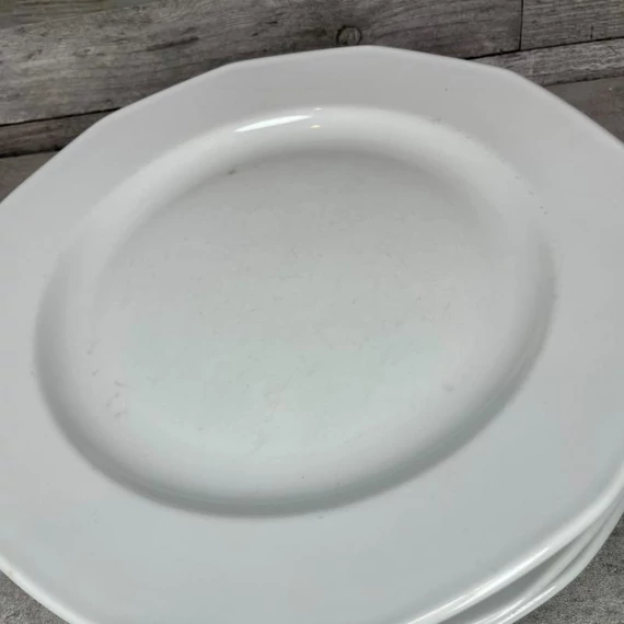 Lubiana lengyel fehér porcelán lapostányér szett