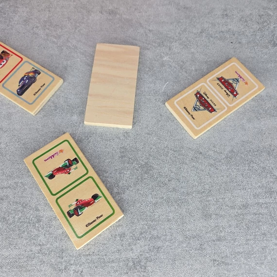 Eichhorn Verdák fa dominó szett