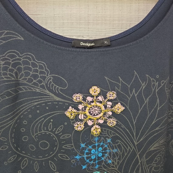 Desigual fekete ujjatlan női ruha, XL