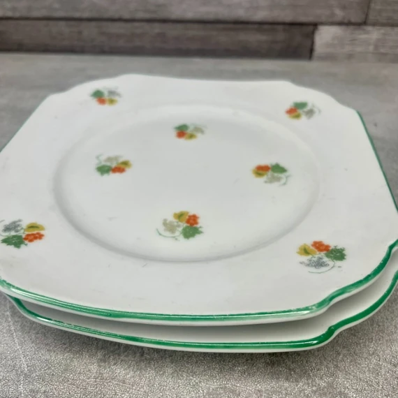 Victoria Czechoslovakia zöld virágos porcelán kistányér szett