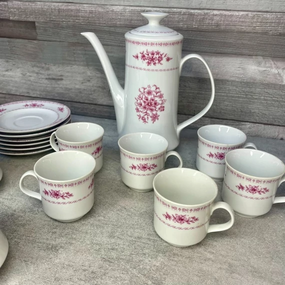 Alföldi porcelán rózsaszín virágos szívecskés kávés szett