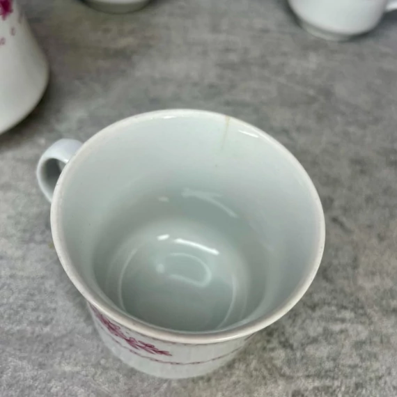 Alföldi porcelán rózsaszín virágos szívecskés kávés szett