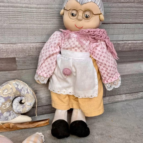 Kézműves Nagymama, baba, csiga figura szett