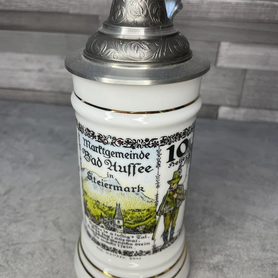 Bad Huffe in Steiermark Graz osztrák vadász mintás ónfedeles porcelán söröskorsó