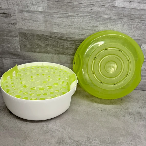 MAM zöld-fehér cumisüveg, cumi sterilizáló eszköz