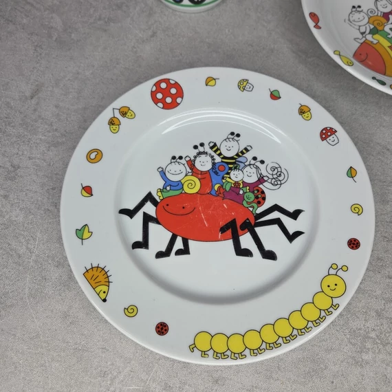 Zsolnay porcelán Bogyó és Babóca étkészlet