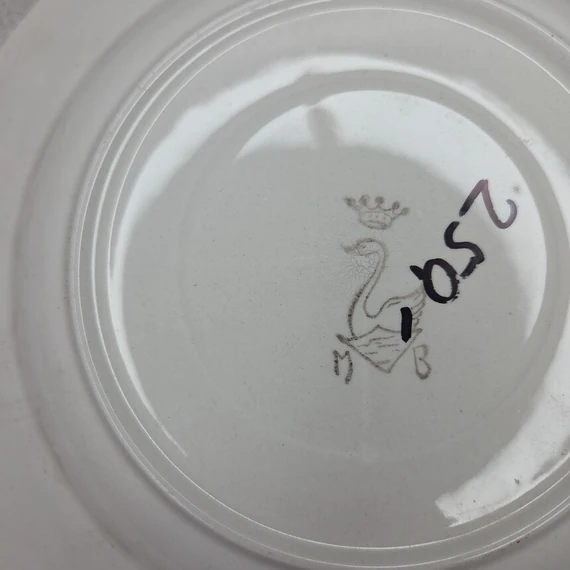 Wilhelmsburg porcelán zöld mintás fehér mélytányér