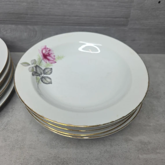 Alföldi porcelán aranyszélű rózsamintás mélytányér és lapostányér szett