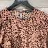 Kép 2/3 - Missguided foltmintás fodros ruha 46
