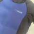 Kép 2/5 - Decathlon Olaian sötétkék neoprén 1.5 mm gyerek felső 6-8 év
