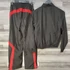 Kép 3/3 - Umbro fekete-piros gyerek sport/szabadidő szett 146-152