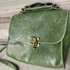 Kép 2/4 - Zöld kézműves bőr válltáska