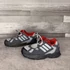 Kép 2/5 - Adidas szürke piros kisfiú sportcipő 22