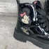 Kép 2/4 - Minnie Mouse fekete lakk kislány bokacsizma 26