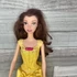 Kép 2/4 - Szépség és a Szörnyeteg Belle sárga ruhás barbie játék baba