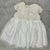 F&F fehér csipkés kislány alkalmi ruha 9-12 hó